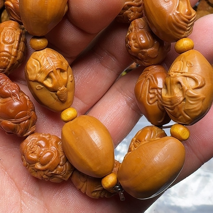 橄榄核手串在我心里