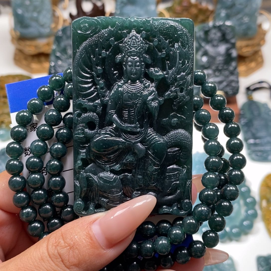 翡翠未镶嵌颈饰ω****⁷