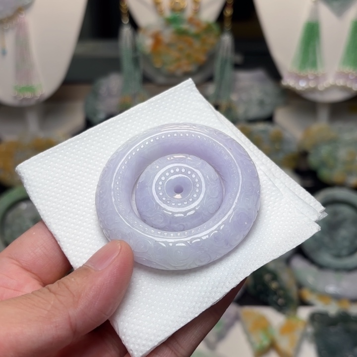 颈饰未镶嵌翡翠吊坠