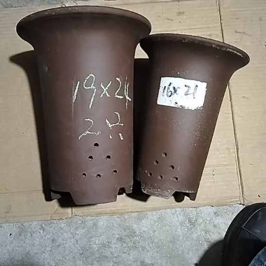 紫砂兰花盆两个紫砂