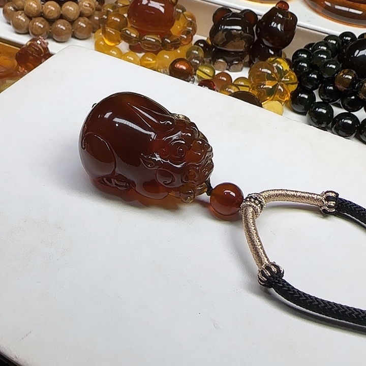 未镶嵌颈饰琥珀天然缅甸琥珀棕蜜貔貅吊坠28克