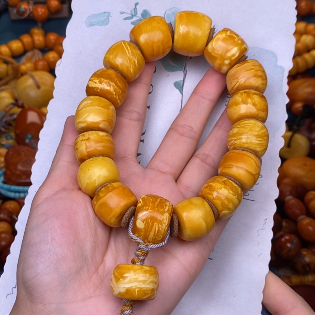 蜜蜡裸石未镶嵌蜜蜡