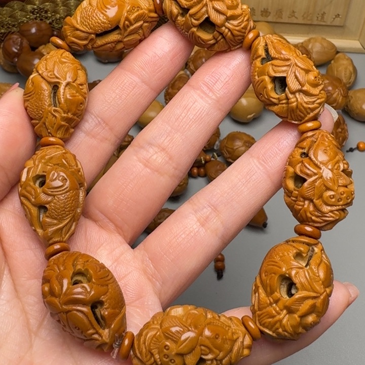 橄榄核手串/手链鱼戏莲花
