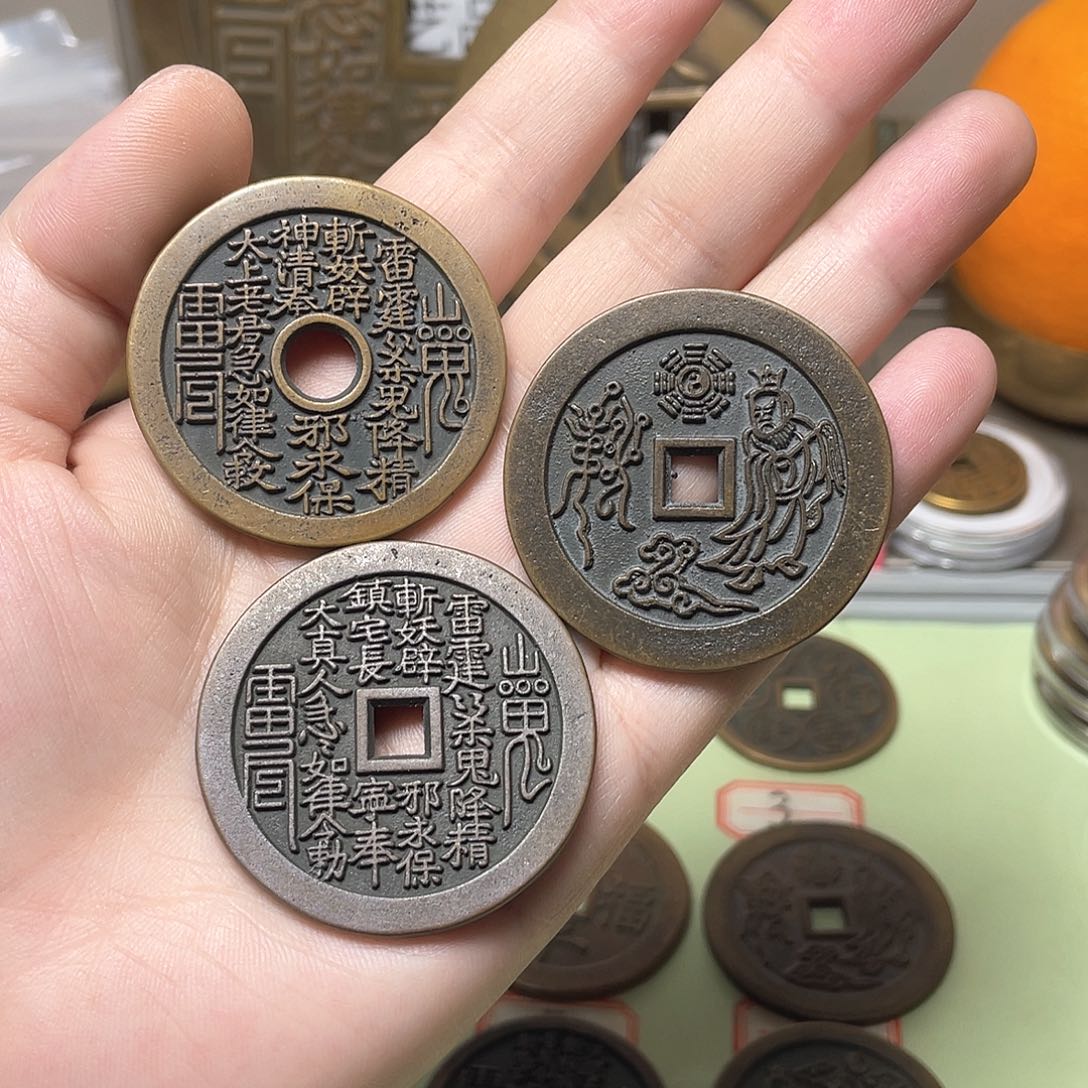 铜经典天圆地方大真人老君组合山花套装