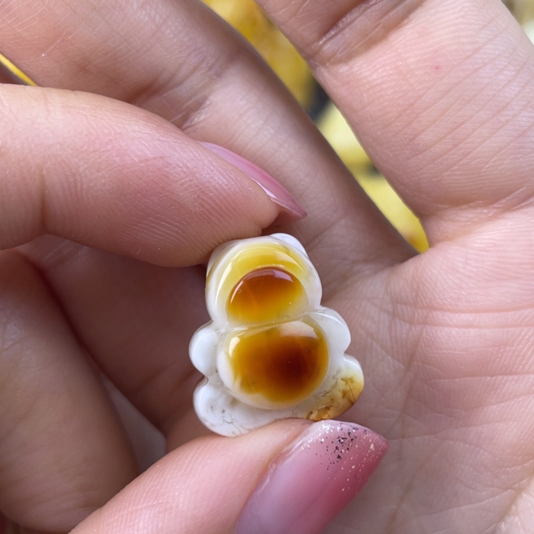 琥珀裸石未镶嵌蜜蜡