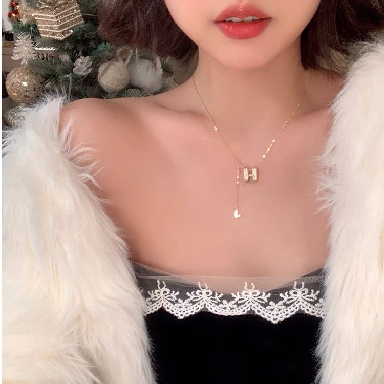 铜合金合成锆石项链 秋冬气质H字母锆石项链女轻奢百搭毛衣链