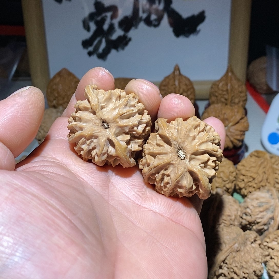 文玩核桃把件42尺微修苹果园