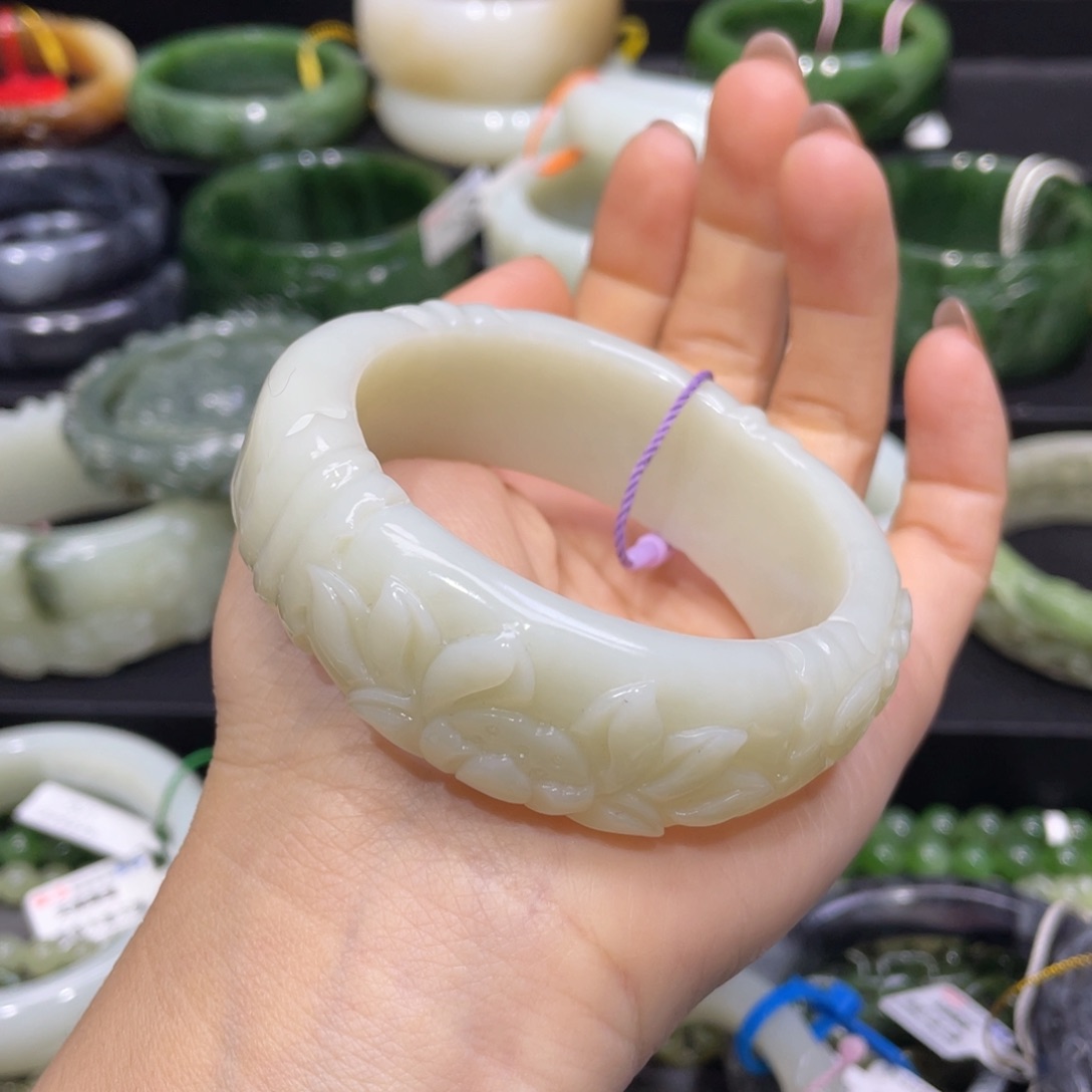 和田玉手镯54+圈口 编号71未镶嵌