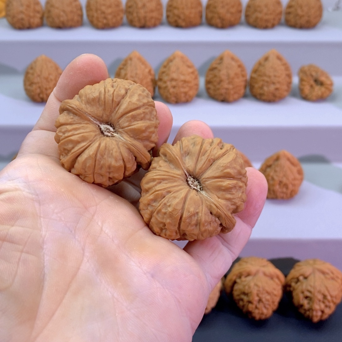 文玩核桃把件42南瓜墩