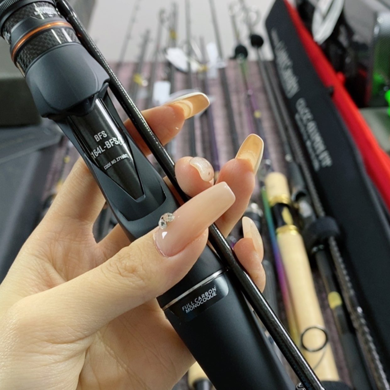 【闪购商品】5.2m碳素小*两节路亚杆