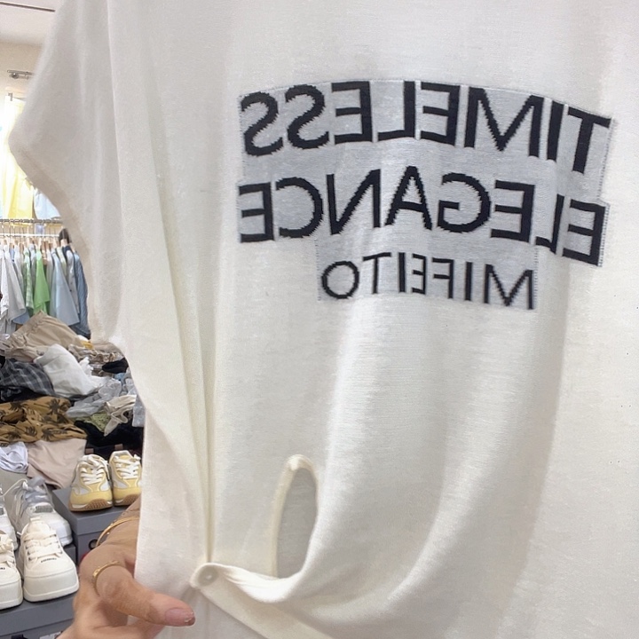 大瑶瑶同款针织半袖字母