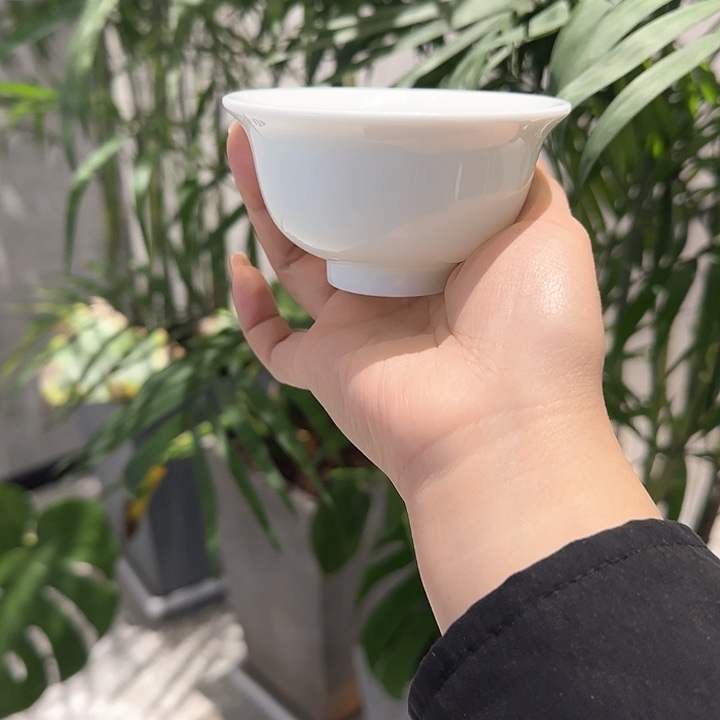 瓷片组兔兔兔来咯咯