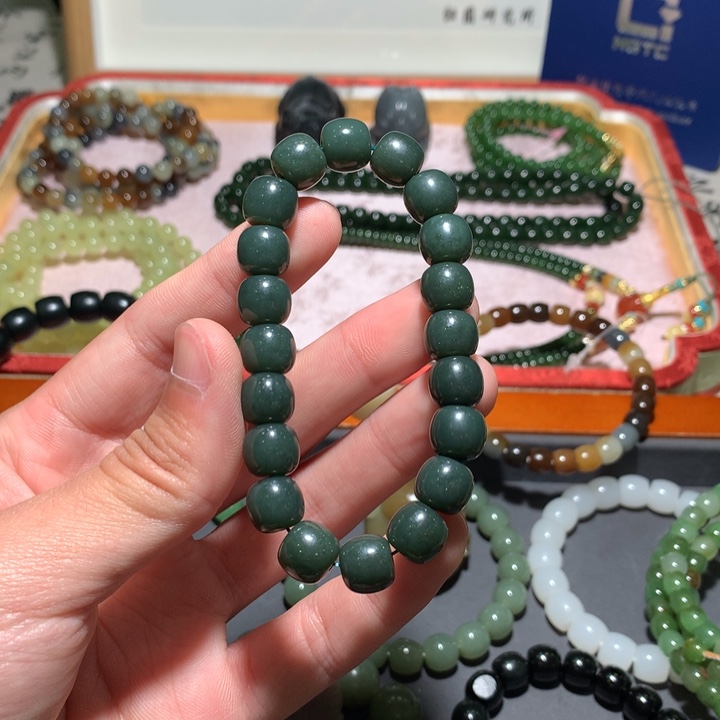 和田玉手串未镶嵌且末蓝 9/10