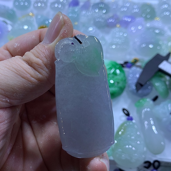 翡翠未镶嵌颈饰天然翡翠A货吊坠