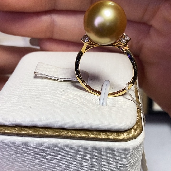 戒指18K金镶嵌海水珍珠