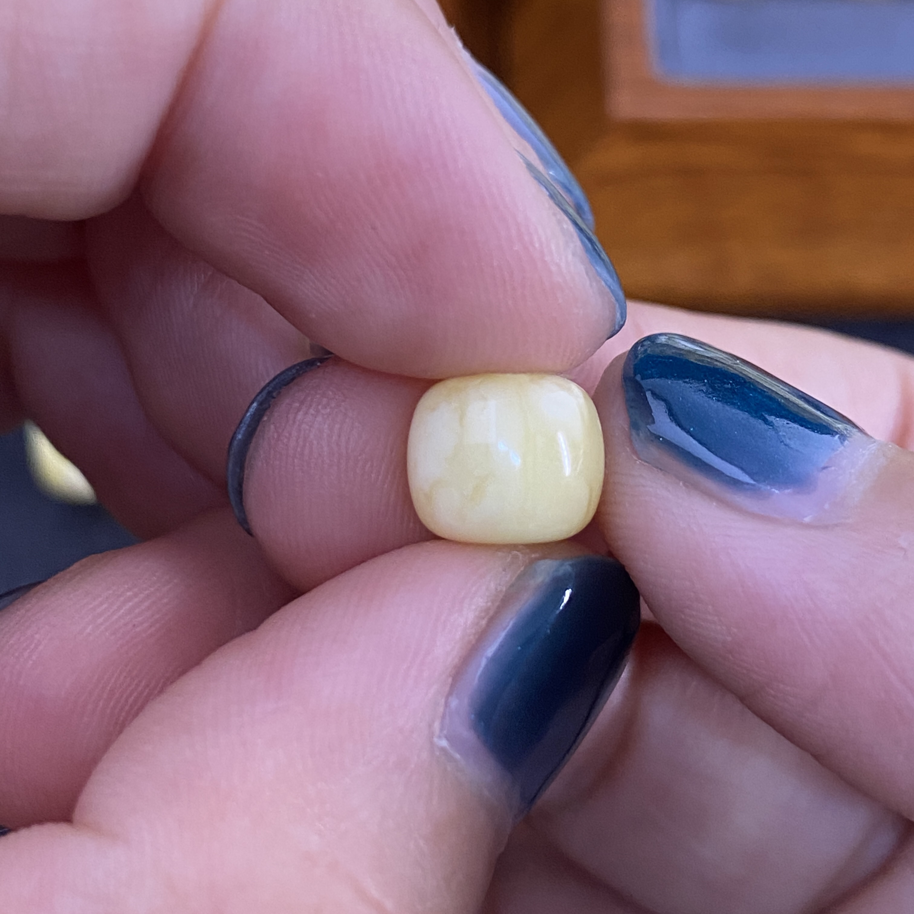 8.8mm原矿俄料天然蜜蜡老型单珠金刚猴头星月文玩手串配饰a215