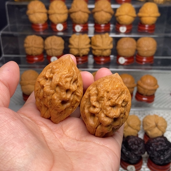 文玩核桃把件毒瘤38