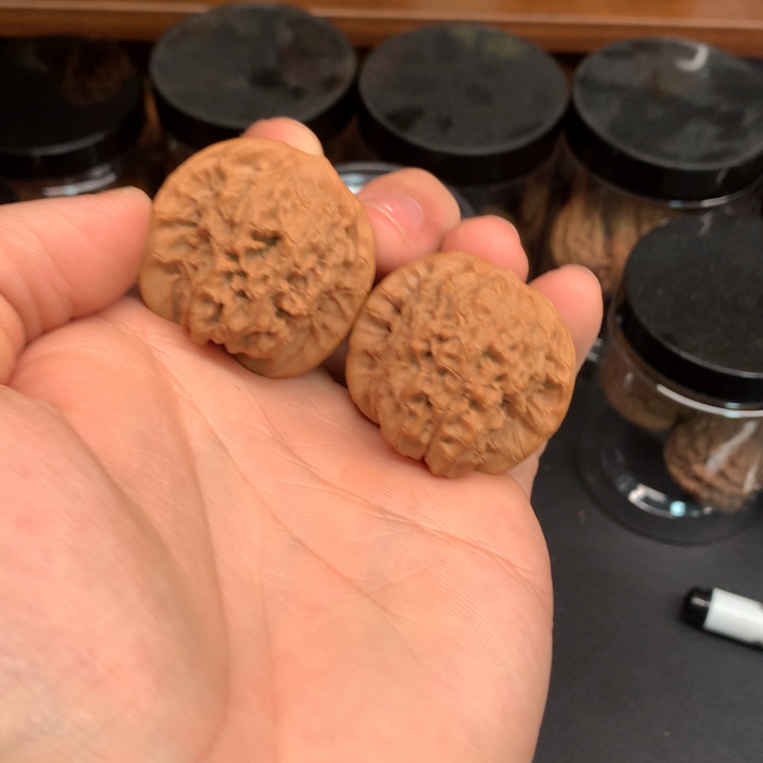 文玩核桃吊坠36马老四