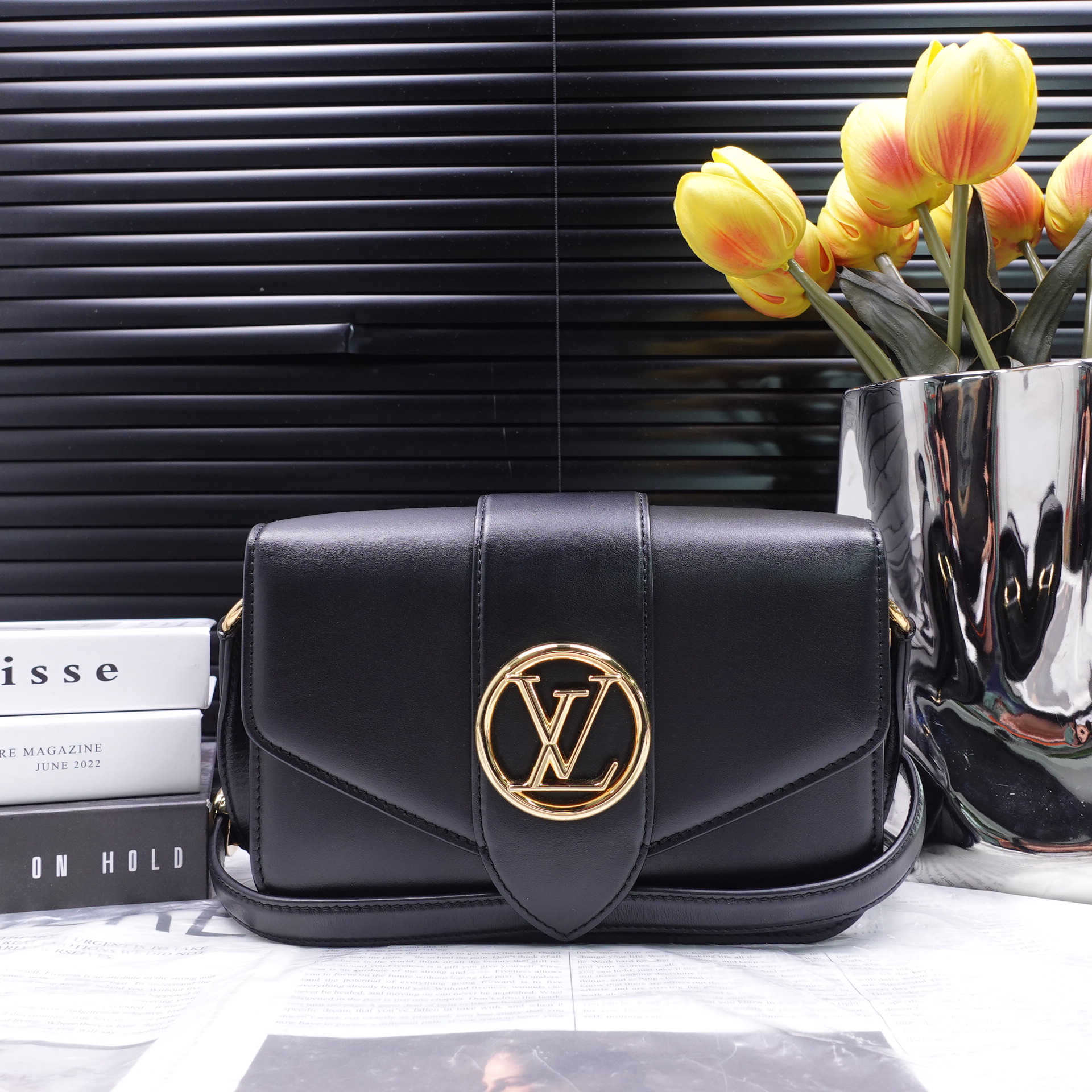 95新 LouisVuitton/路易威登 单肩包/T20341363