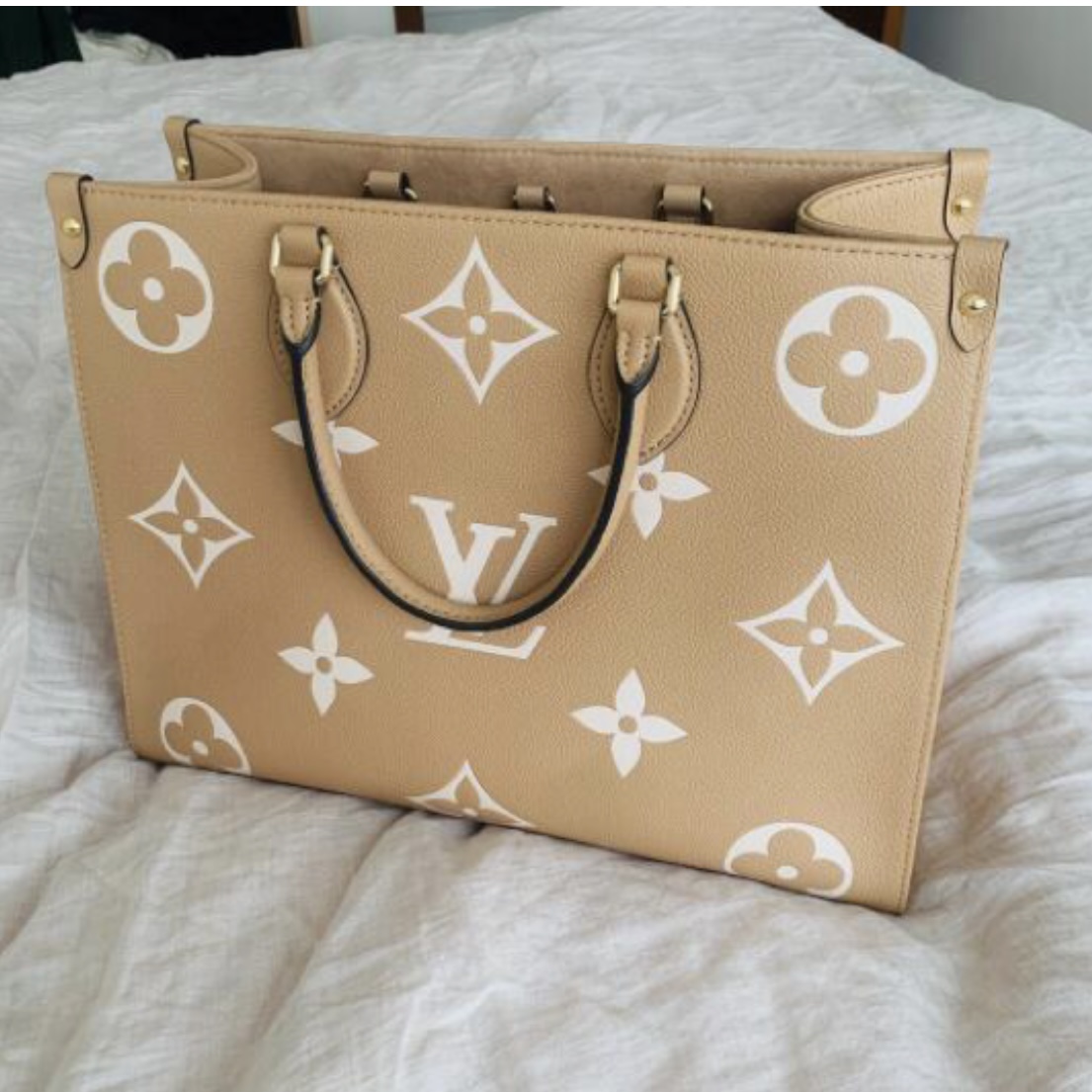 95新 LouisVuitton/路易威登 otg托特包 onthego奶茶色手提包95新