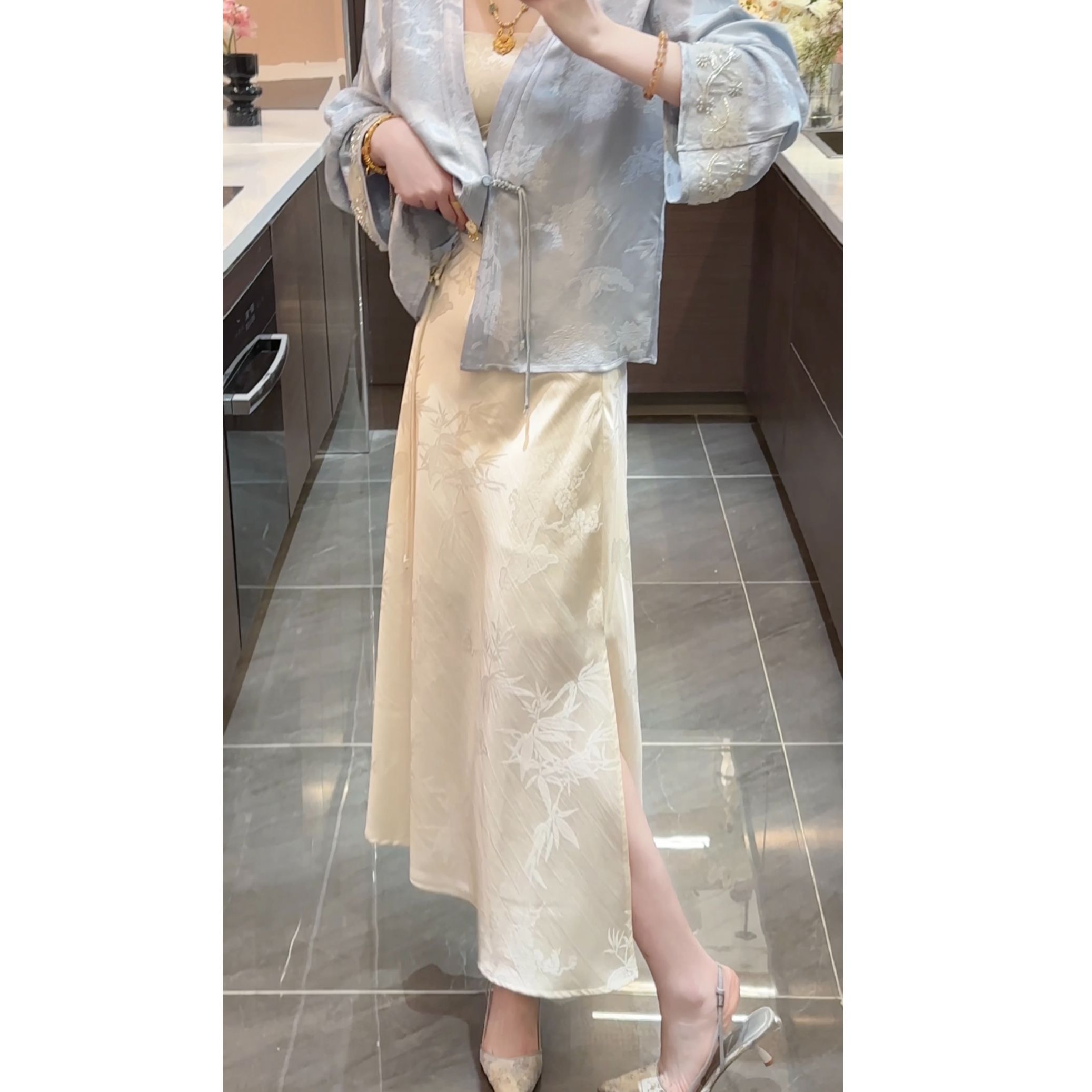 【周粥】【窈窕半身裙】2025新款气质百搭开叉半身裙预JJC5BSQ0501