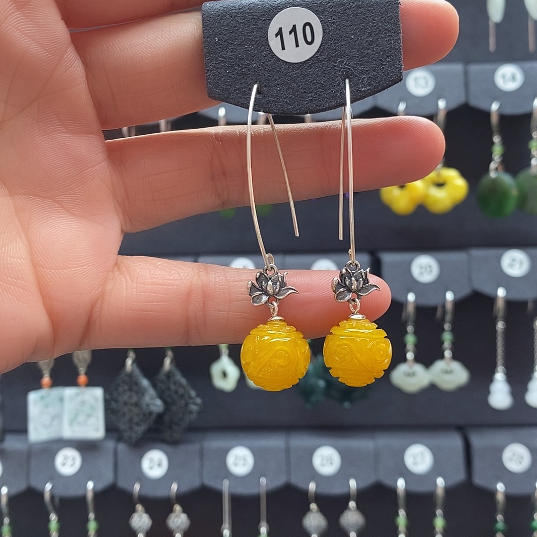 小***鱼翡翠银S925镶嵌耳饰