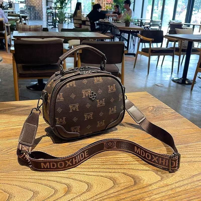 正 059 棕色 苹果包【长21高17厚10cm】