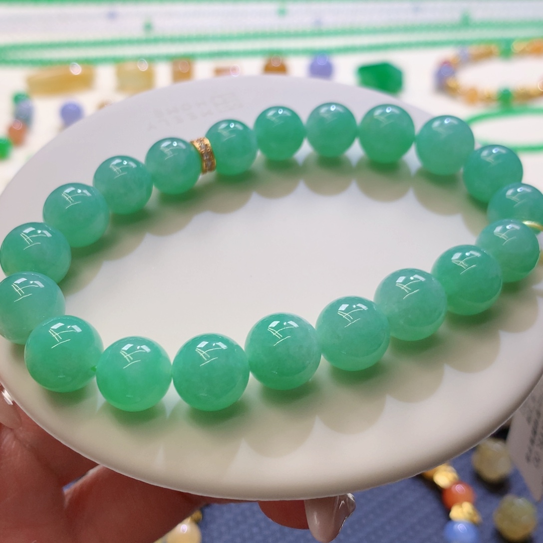 定制翡翠未镶嵌 毛货抛光定制 果绿 卡9~卡10