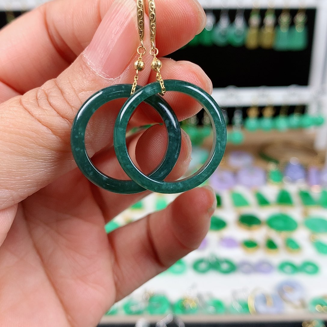 翡翠耳饰18K金镶嵌的