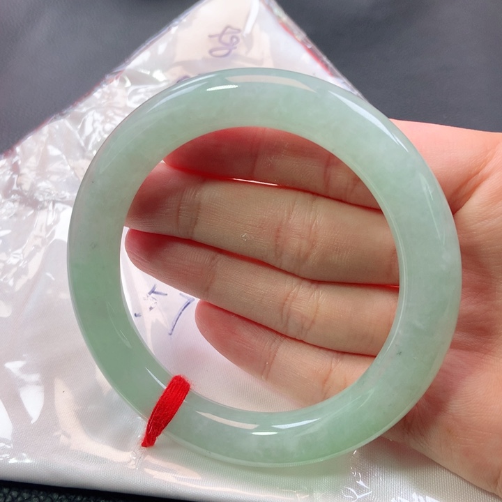 翡翠手镯未镶嵌0735号