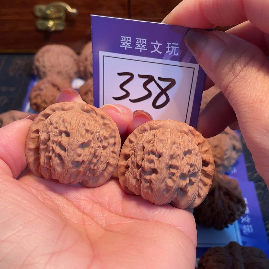 把件文玩核桃338号全品白狮子4.0