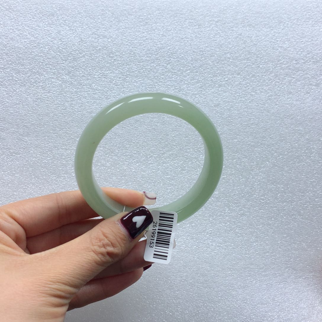 石英质玉手镯未镶嵌小武5556+多人