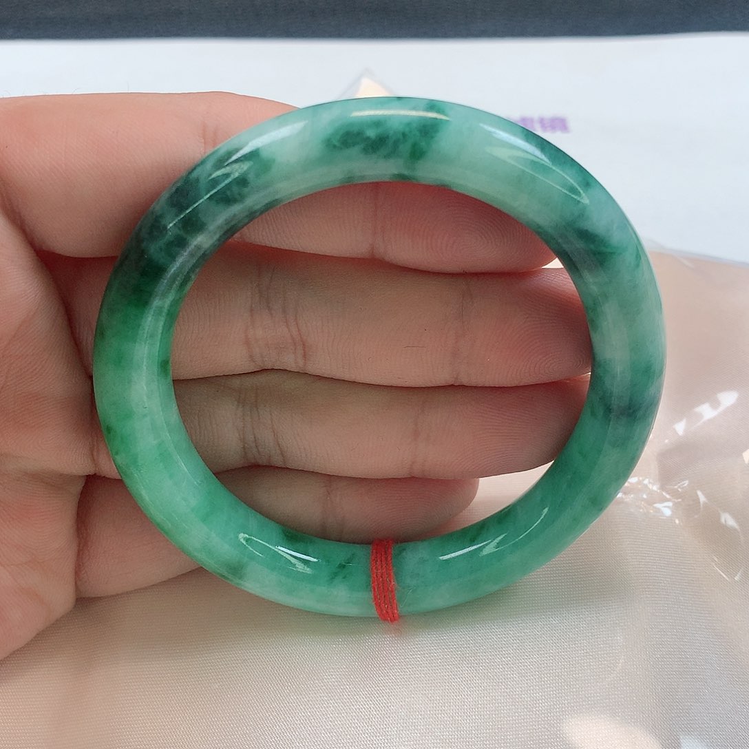 翡翠手镯（圆镯）未镶嵌319号