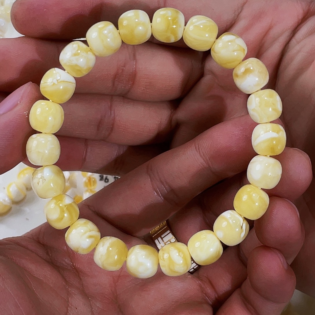 琥珀未镶嵌手链浓蜡白花9.5m