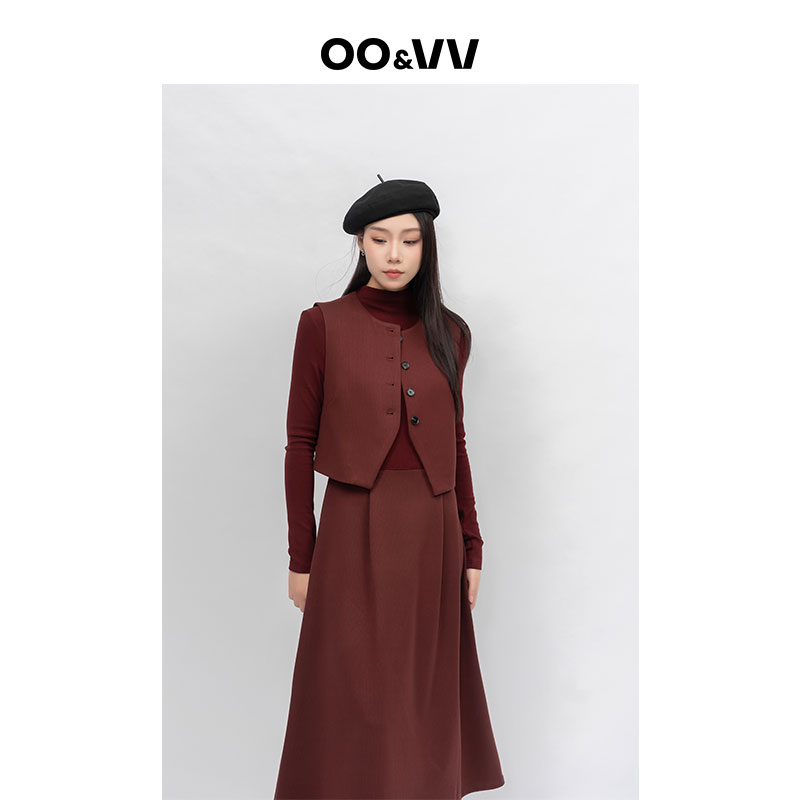 OO&VV时尚休闲套装女2025冬新款高级感短款马甲+长袖连衣裙2件套