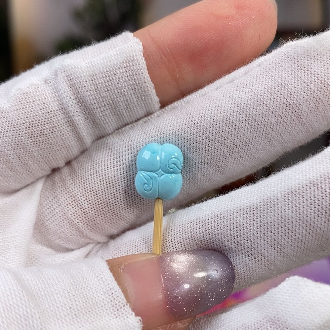 我***+绿松石未镶嵌珠宝奇石