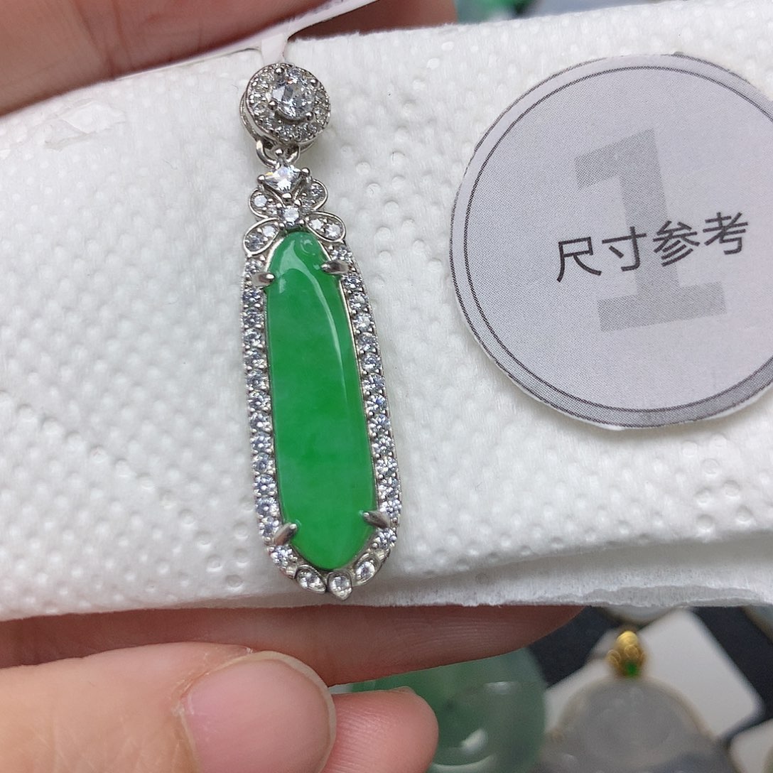 颈饰未镶嵌翡翠天然缅甸A货翡翠