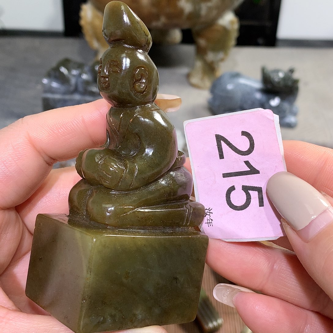 颈饰未镶嵌和田玉空**人