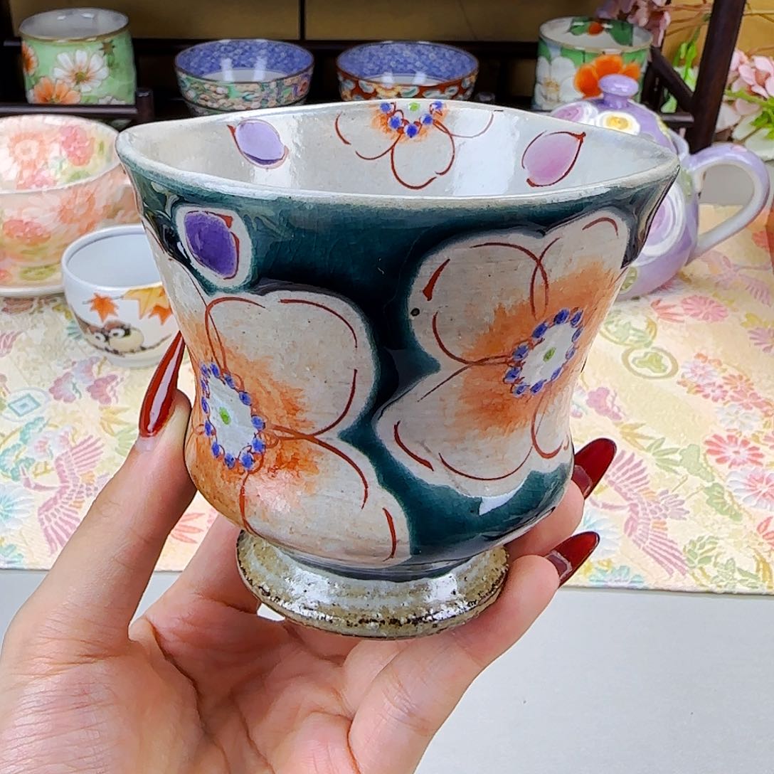 他家茶具瓷器真美！！