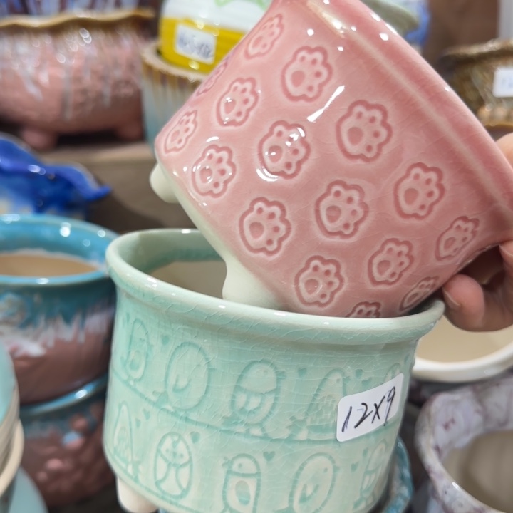 凑9块包邮，有孔，陶瓷花盆