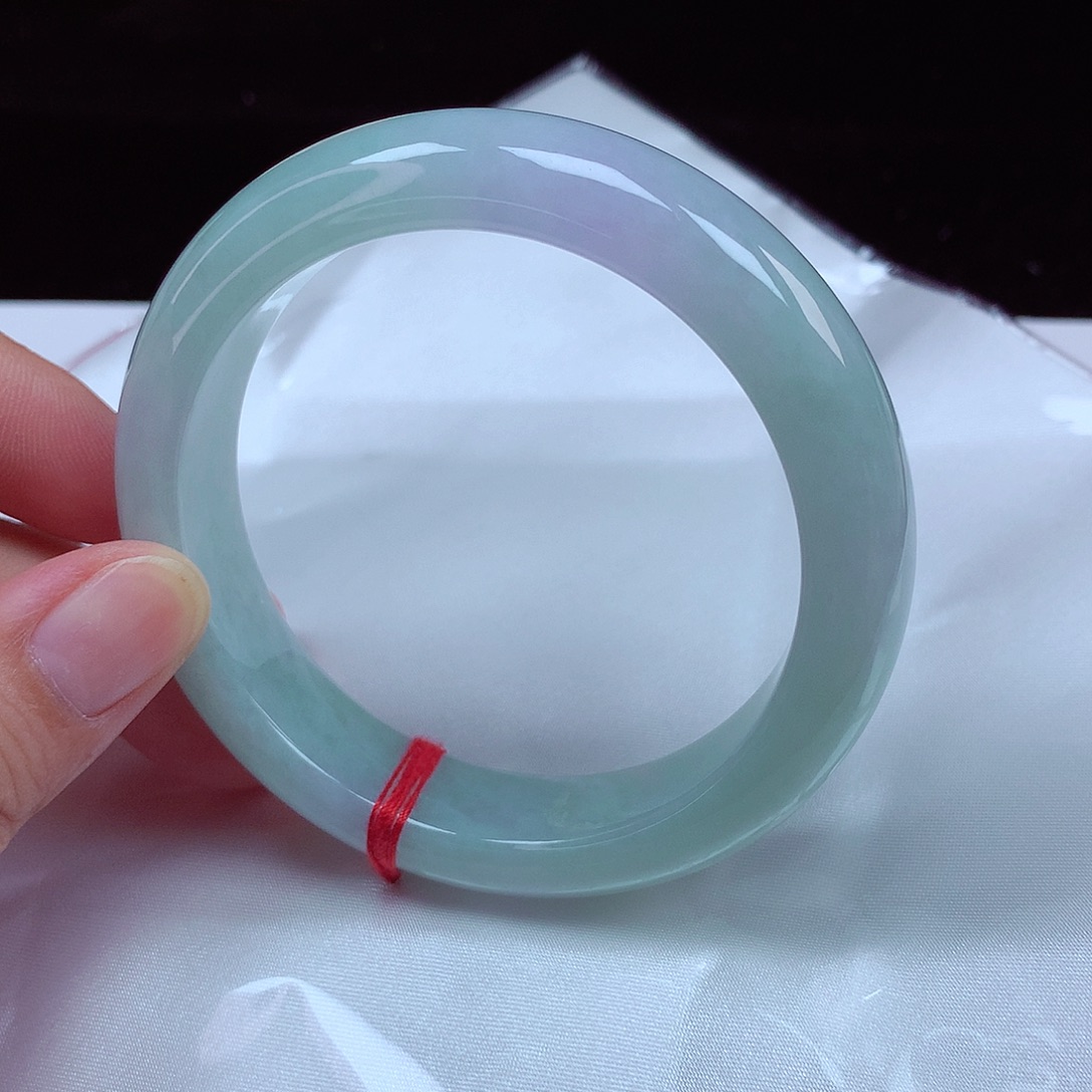 翡翠手镯未镶嵌60-61圈