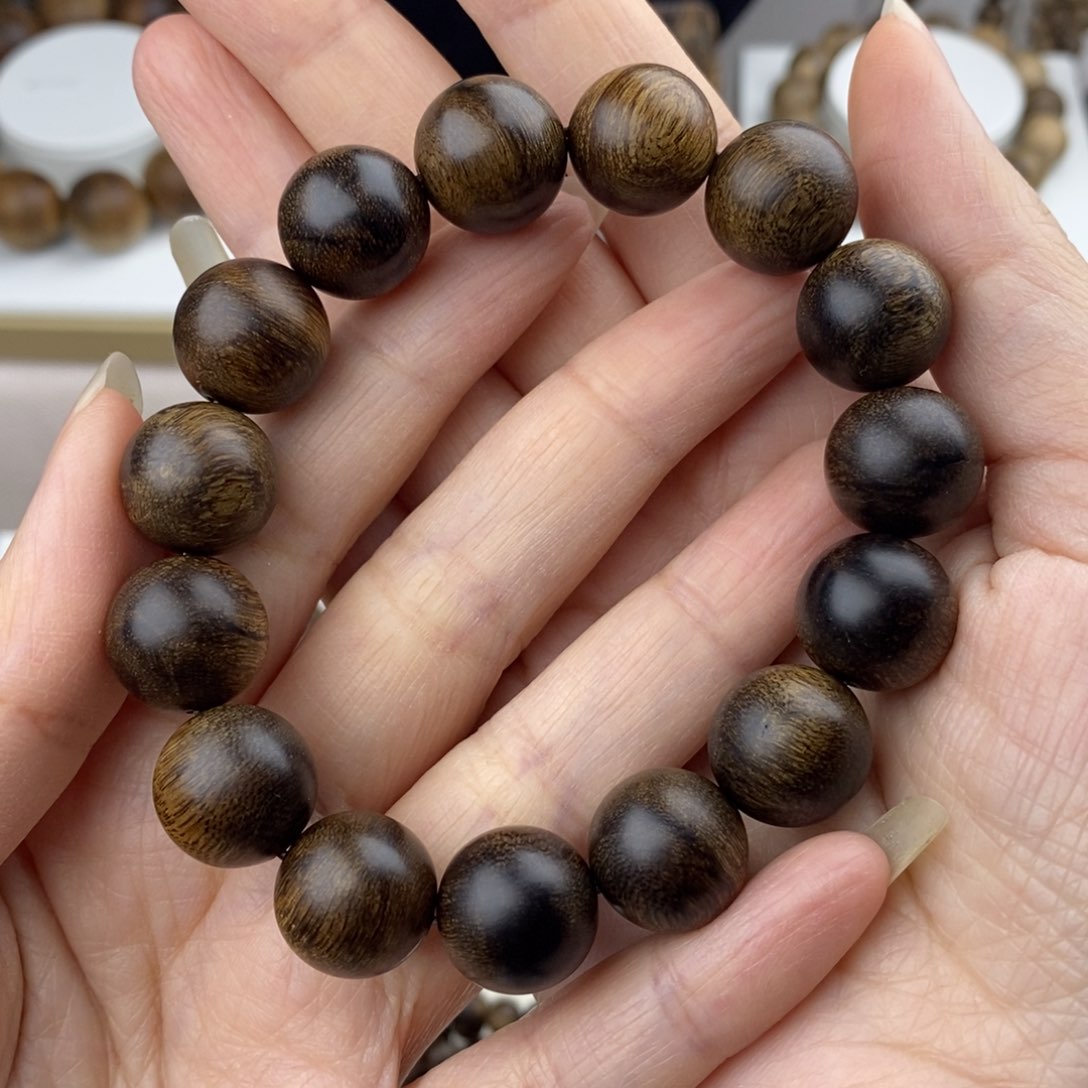 手串沉香木*齋越南芽庄白奇楠