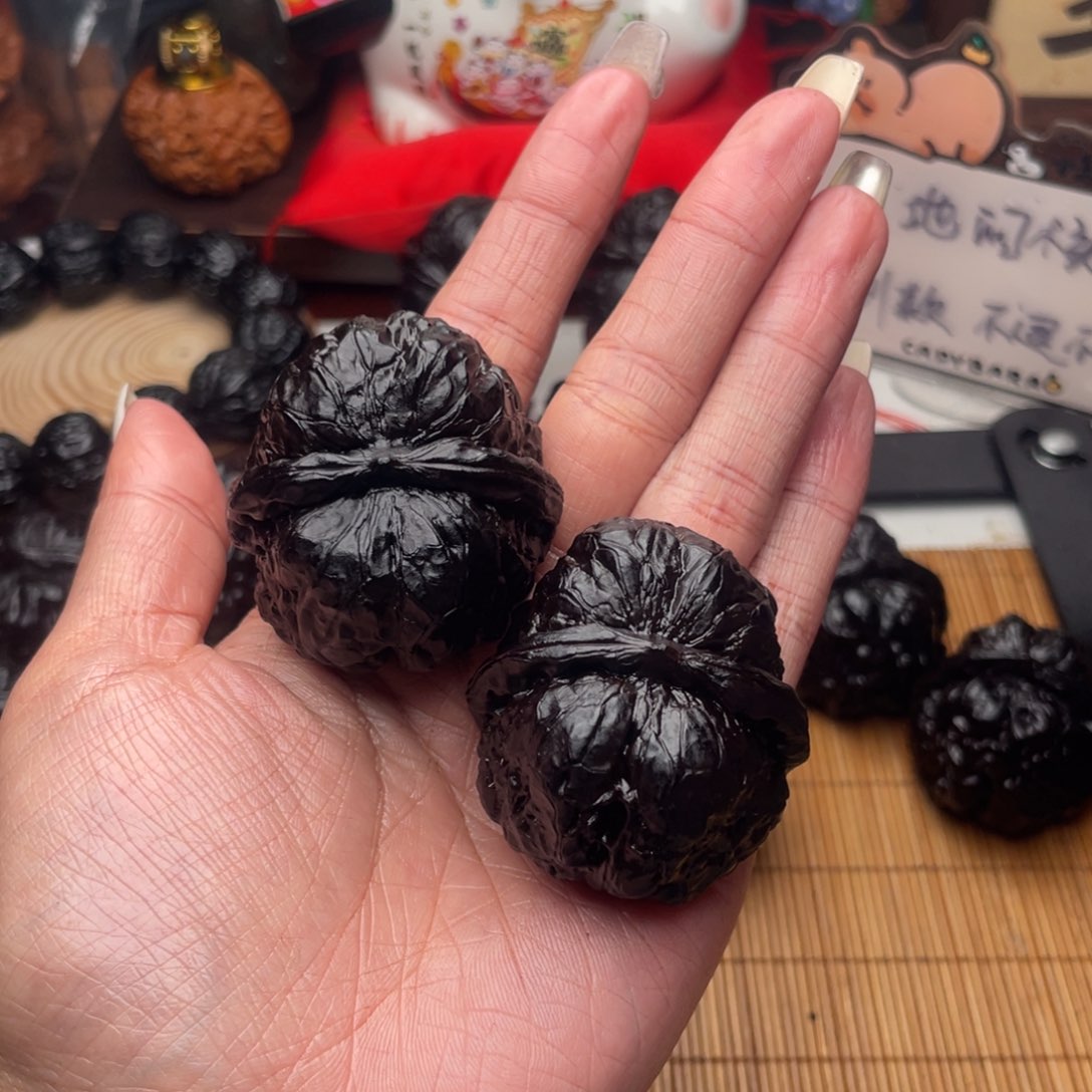 吊坠文玩核桃㞢*面包蛙