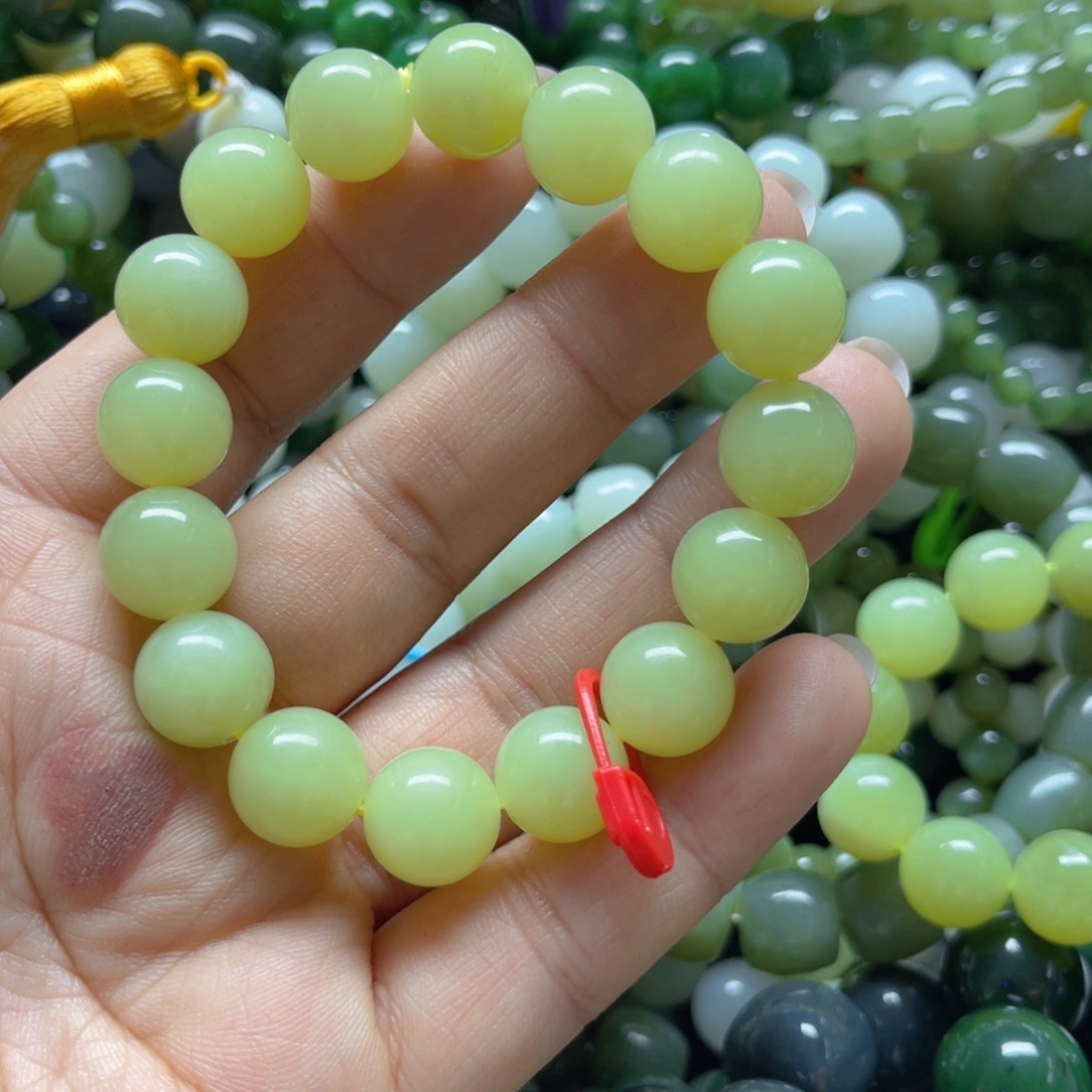 未镶嵌和田玉手链