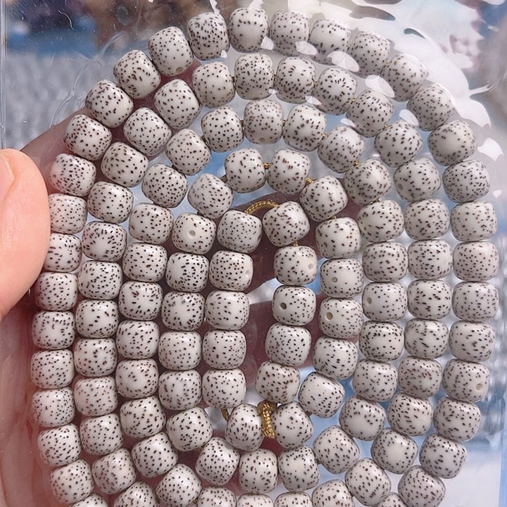 星月菩提吊坠狸****。