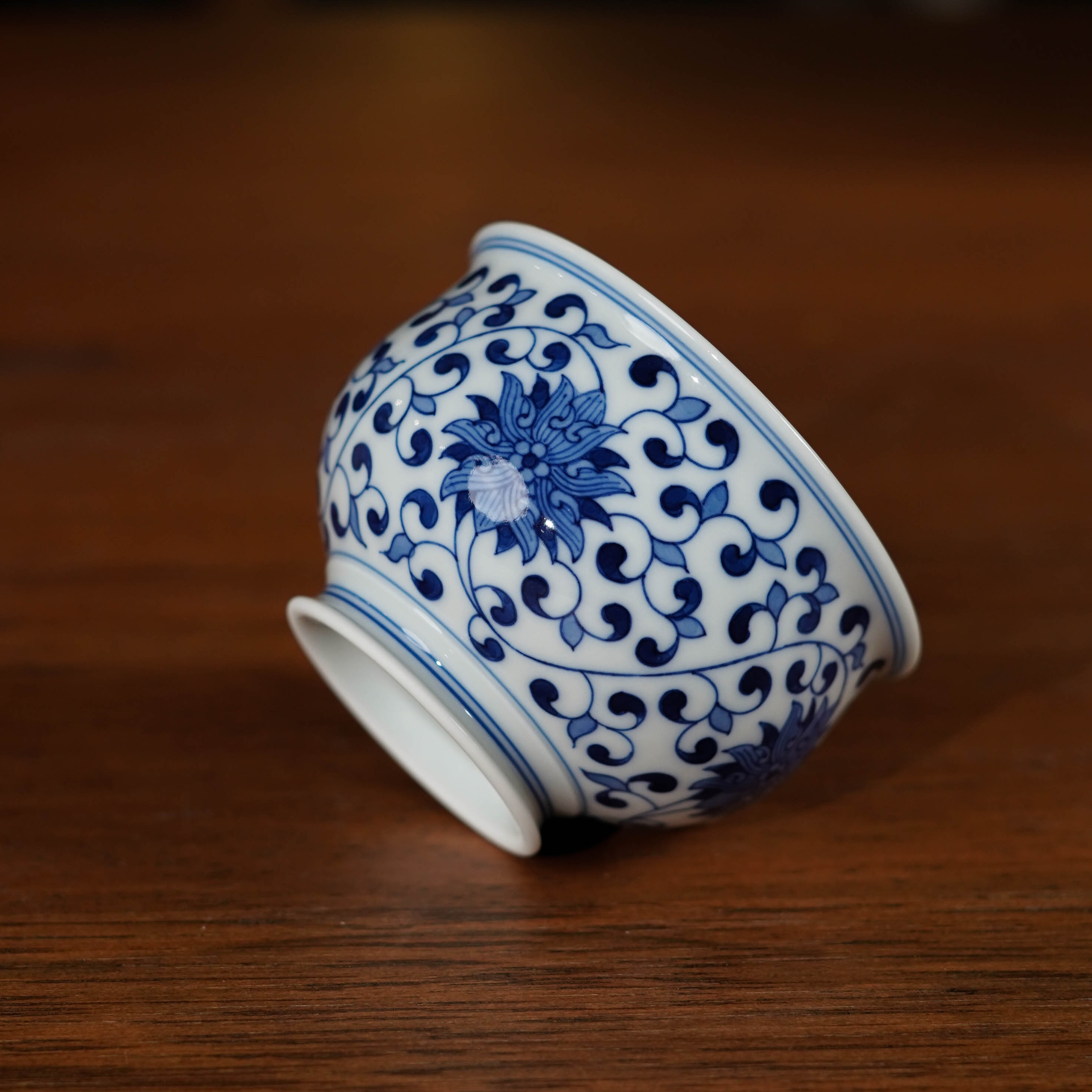 【中国工艺】青花缠枝莲品茗杯复古功夫茶杯主人杯（jd647）