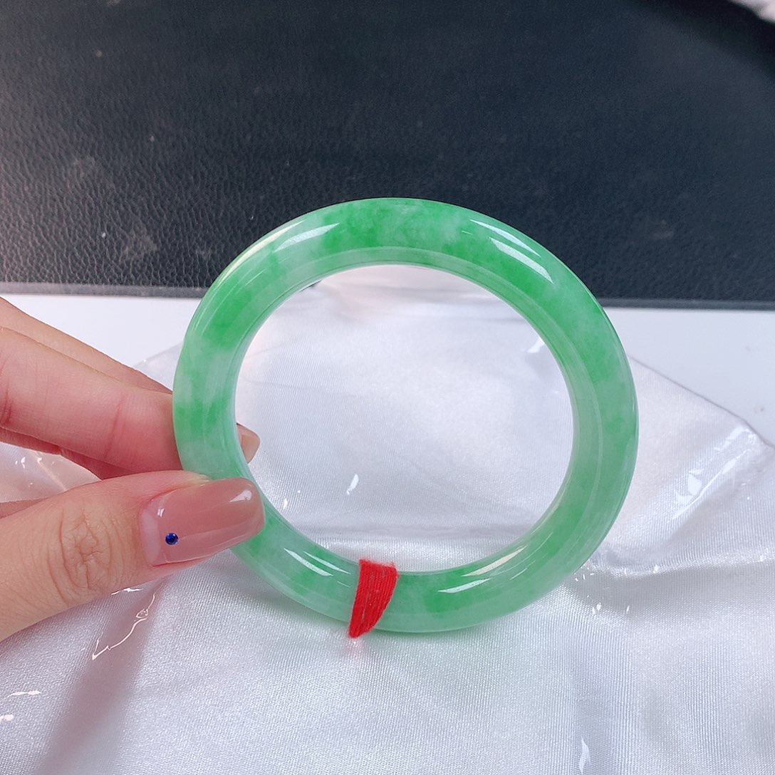 未镶嵌手镯翡翠707