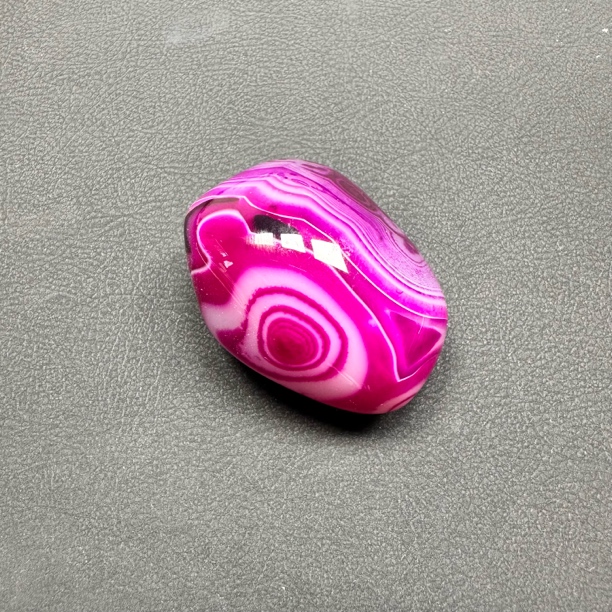 起点玛瑙精品七彩缠丝玛瑙小石头小奇石玩具观赏石鱼缸石造景石