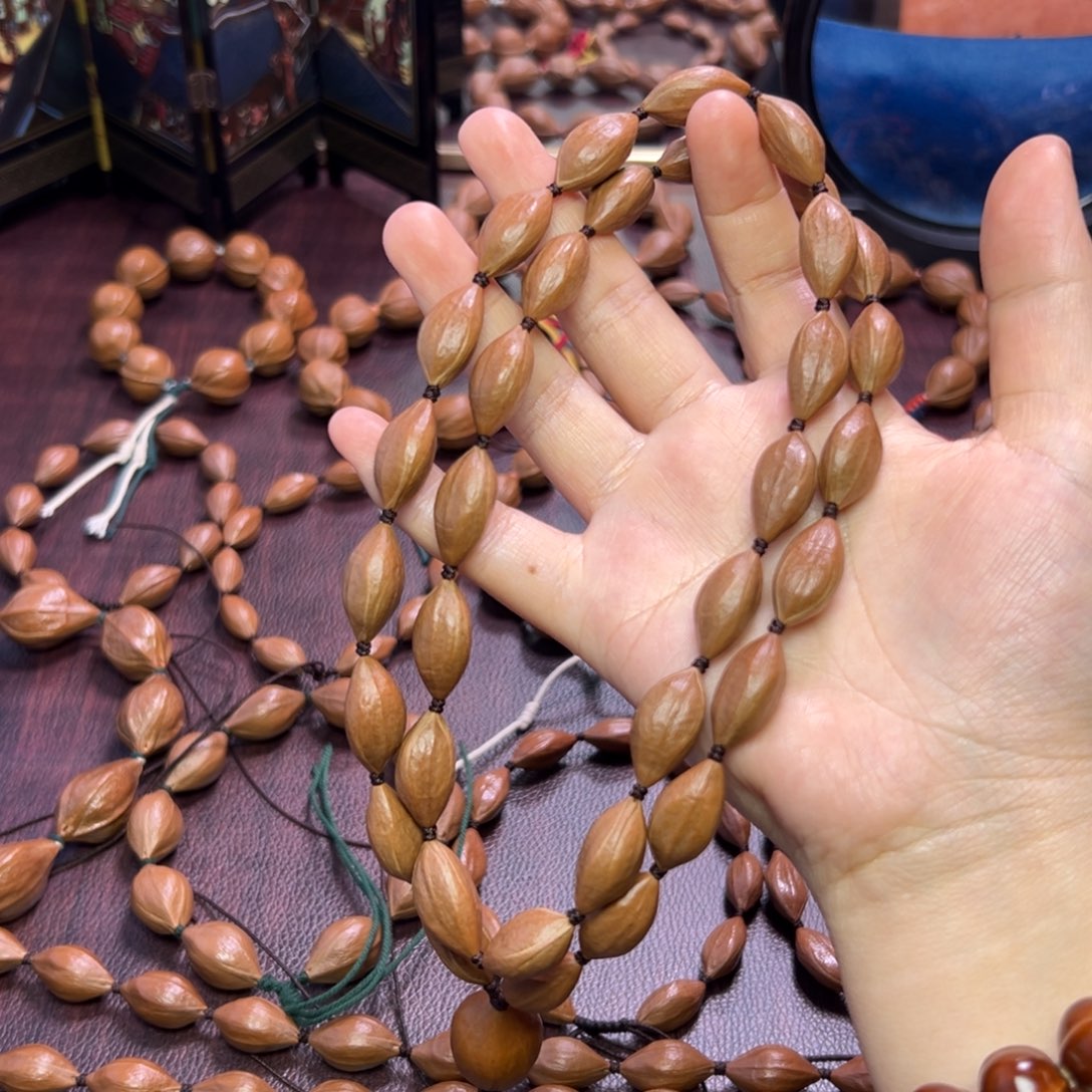 A***O橄榄核手串/手链油 瓜子 1.15 2.2左右 长