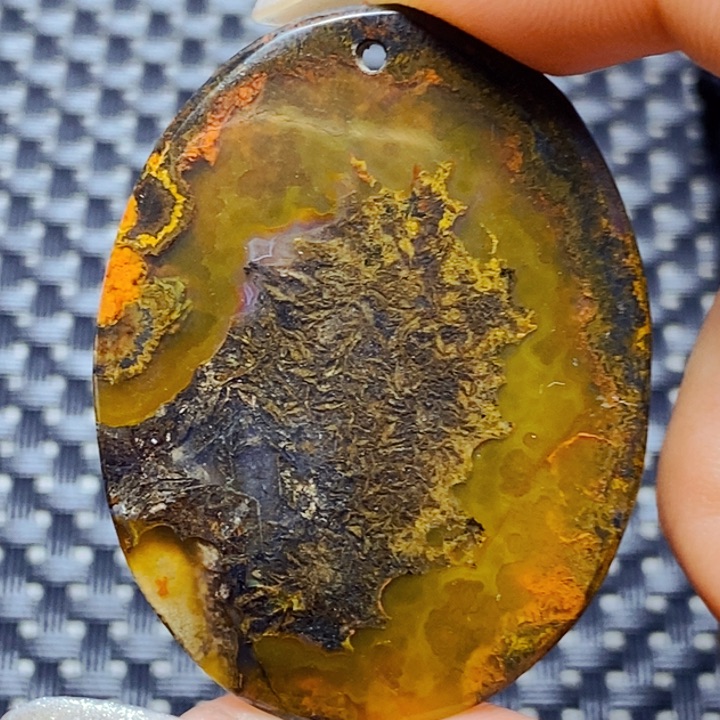 玛瑙/玉髓颈饰未镶嵌燕**天